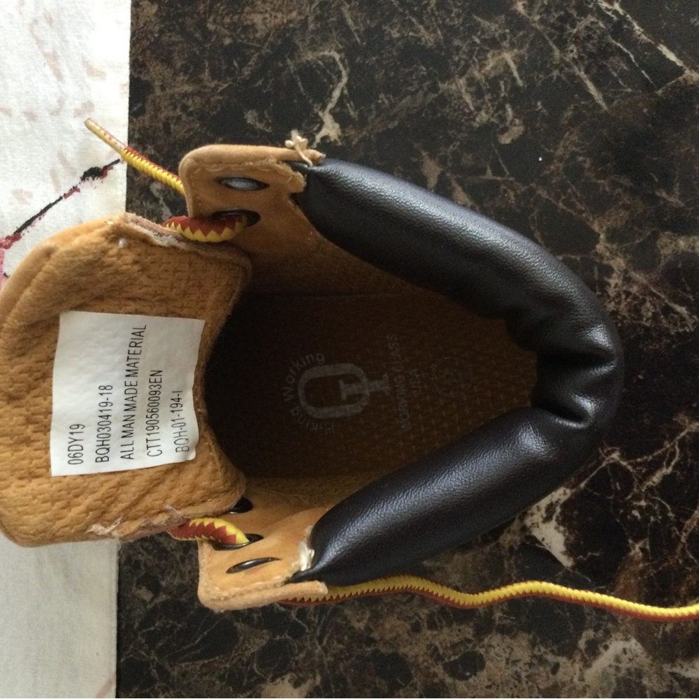 Boots - Picture 3 of 4